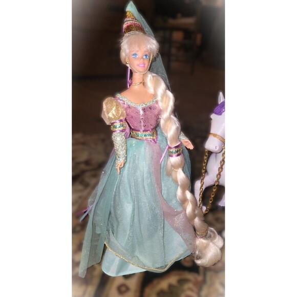 Barbie Rapunzel 1994 Mattel #13016 Collector Series  1st Edition MINT VTG +Stand - Picture 2 of 16